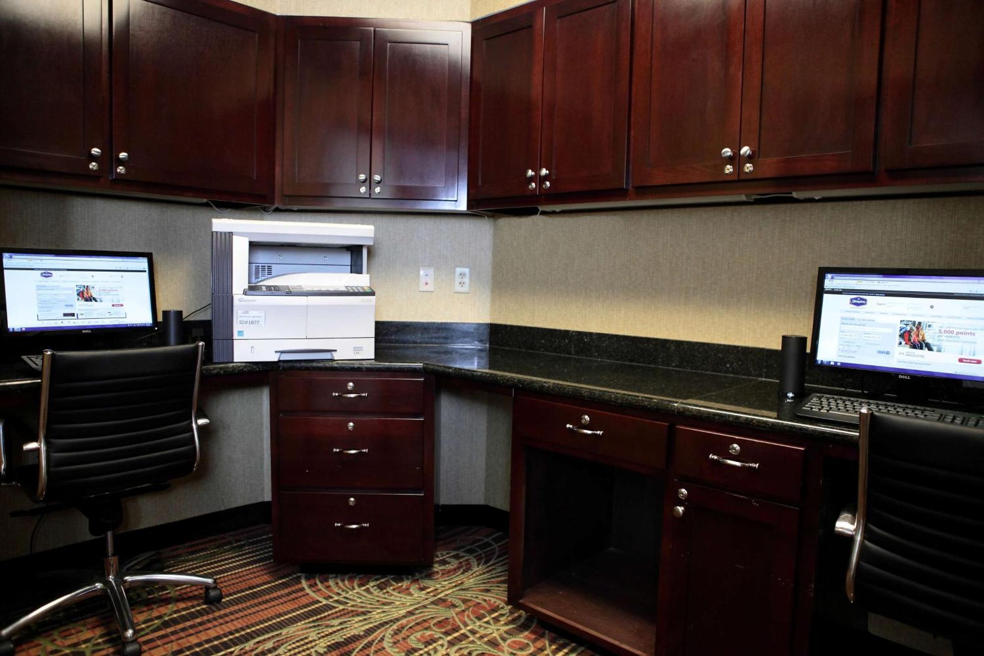 Hampton Inn Milan Dış mekan fotoğraf