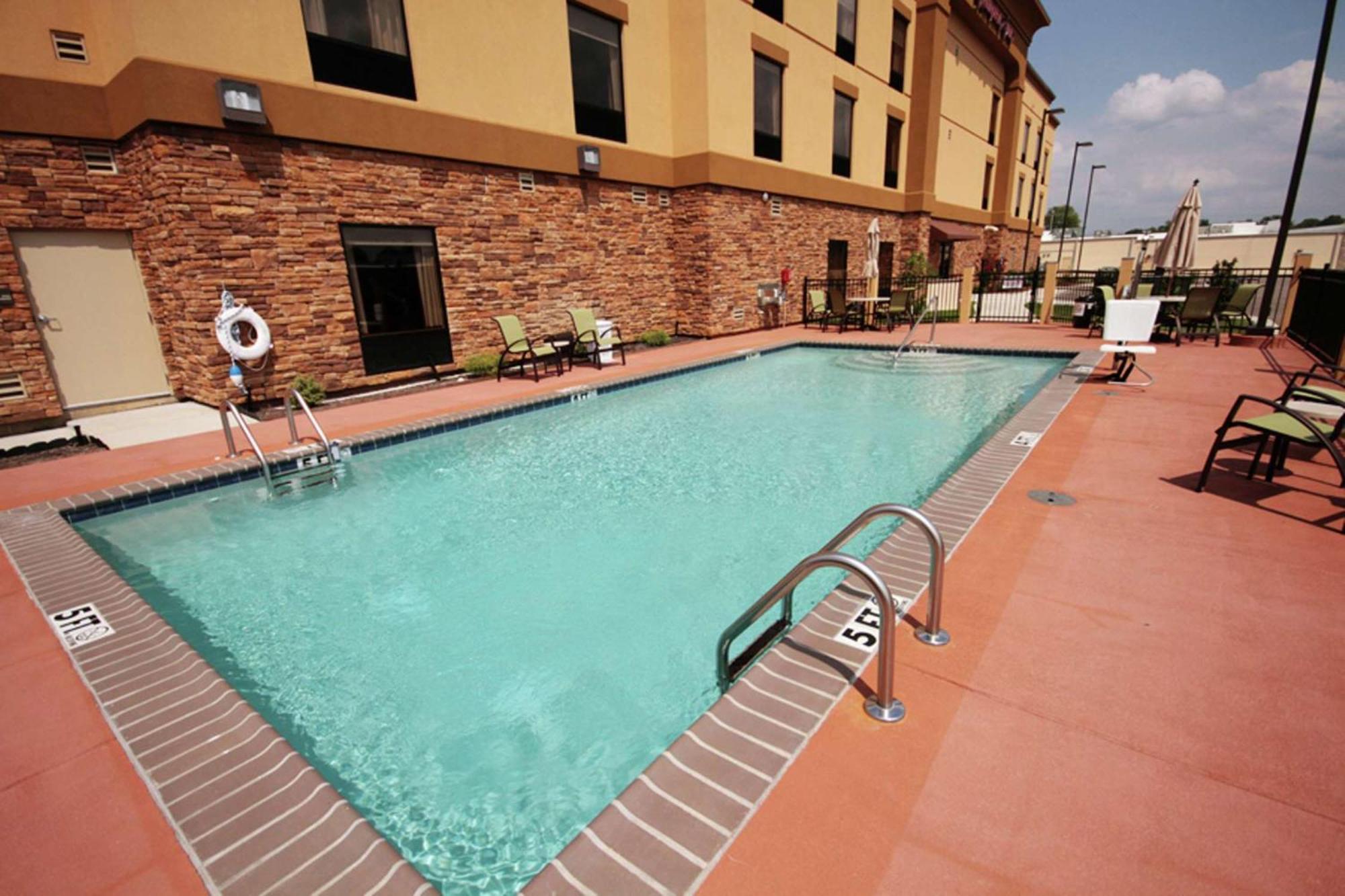 Hampton Inn Milan Dış mekan fotoğraf